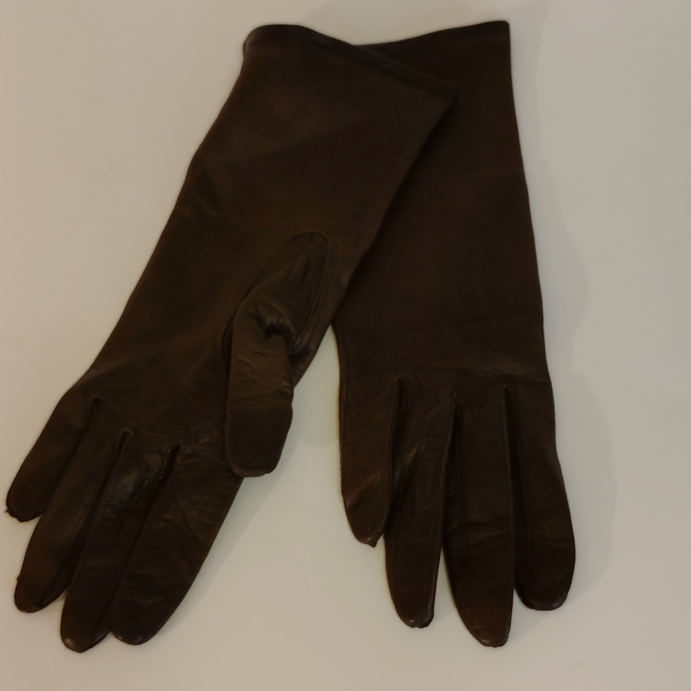 2 Pairs**Elegant Brown and Black Women's Gloves - Picture 10 of 11